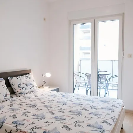 Apartment Modern, Work-friendly Apartment, City Kvart *